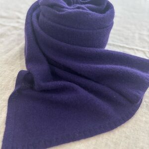 Qi Cashmere Deep Purple Wrap
